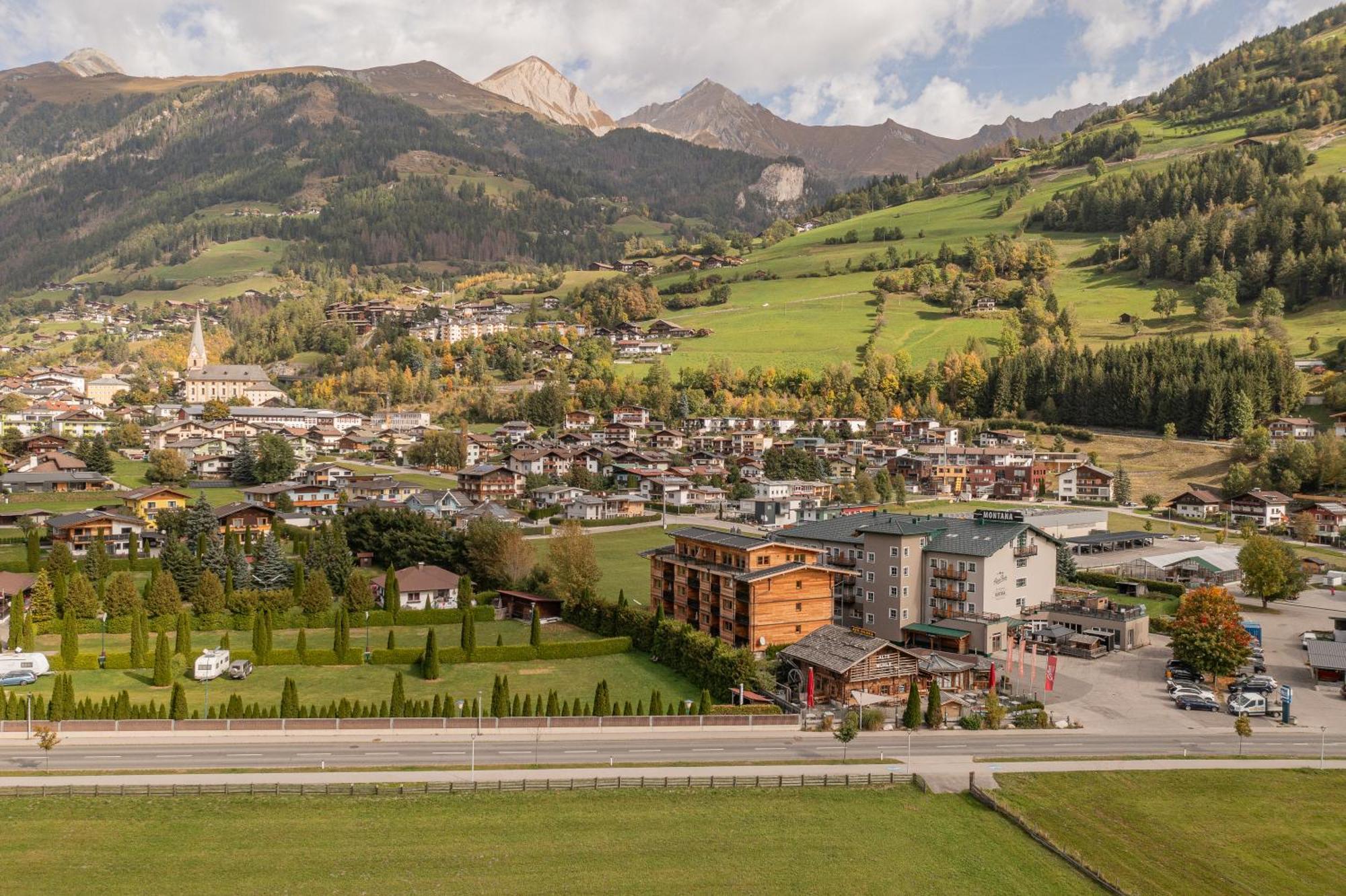 ماتري إن أوستيرول Alpenparks Montana Apartments المظهر الخارجي الصورة