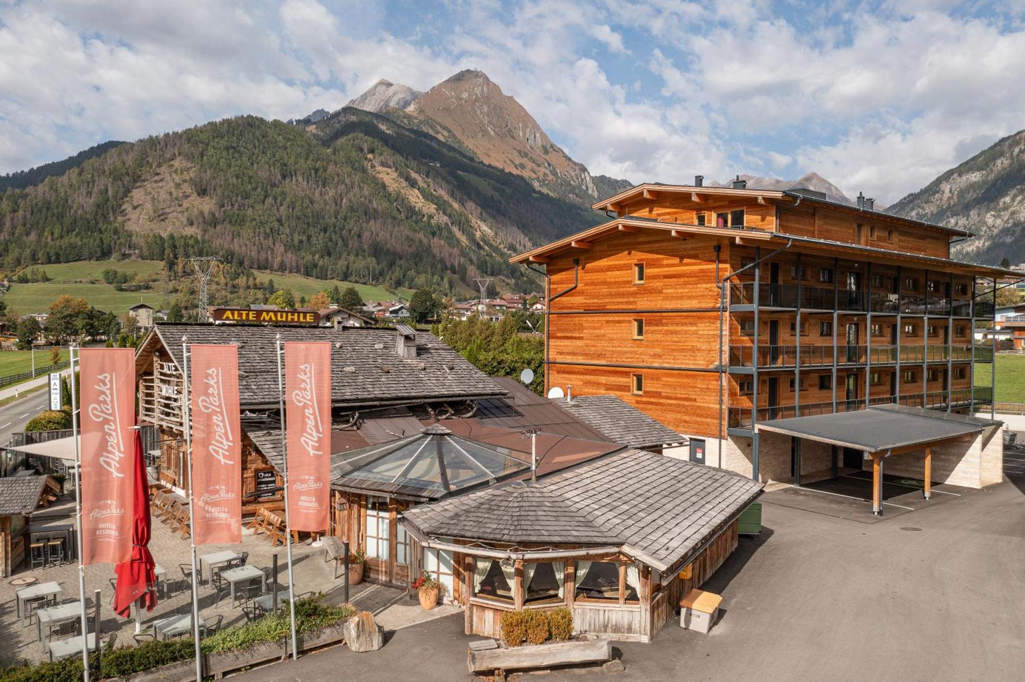 ماتري إن أوستيرول Alpenparks Montana Apartments المظهر الخارجي الصورة